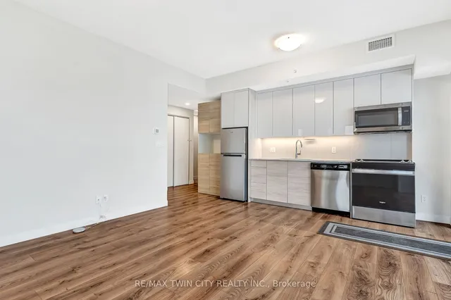 Additional image 18 of 60 Frederick St Unit 1214