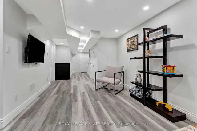 Additional image 26 of 860 Rymal Rd Unit 7