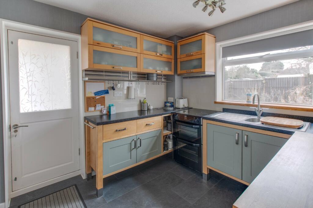 Additional image 5 of Southmead Drive, Lickey End, Bromsgrove, Worcestershire, B60