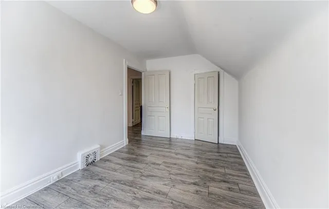 Additional image 25 of 2 Hilda Pl