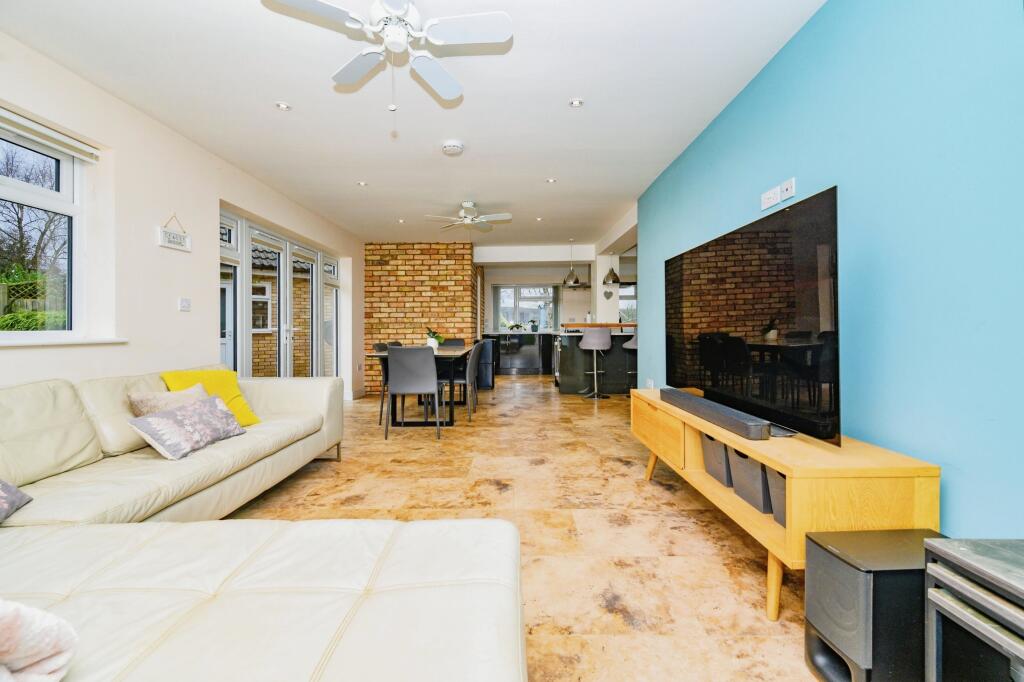 Additional image 5 of Derwent Road, Harpenden, AL5