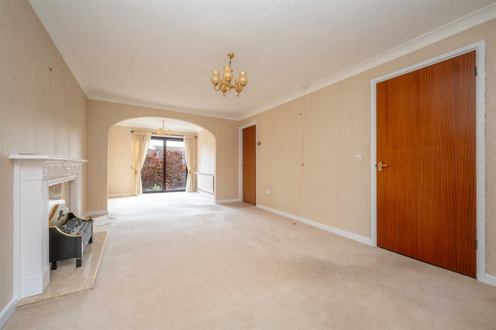 Additional image 13 of Yew Tree Gardens, Henley-In-Arden