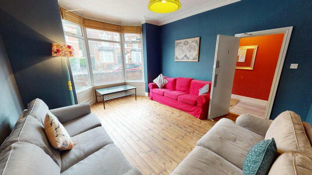 60 Gillott Road B16 0EZ