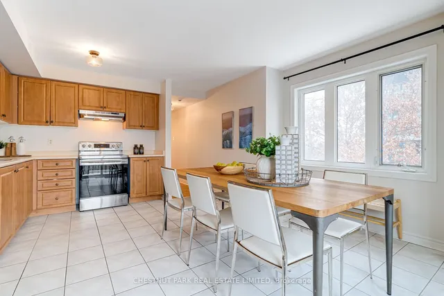 Additional image 9 of 2431 Dufferin St