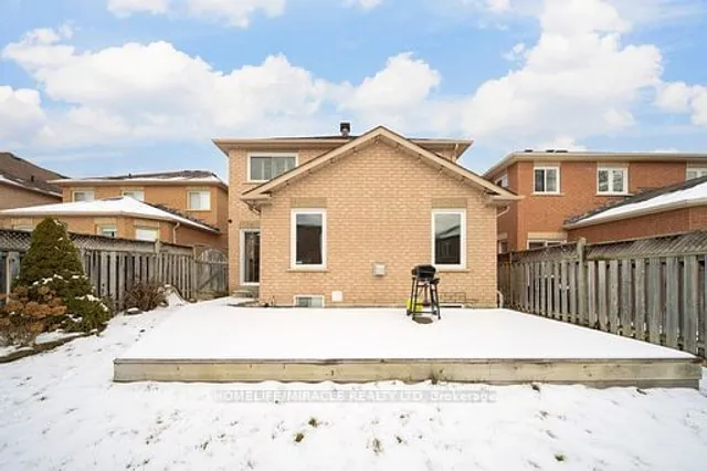 Additional image 8 of 26 National Cres