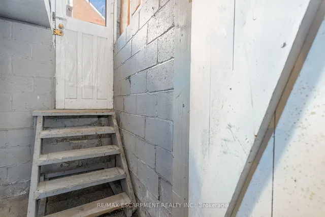 Additional image 26 of 69 Lower Horning Rd