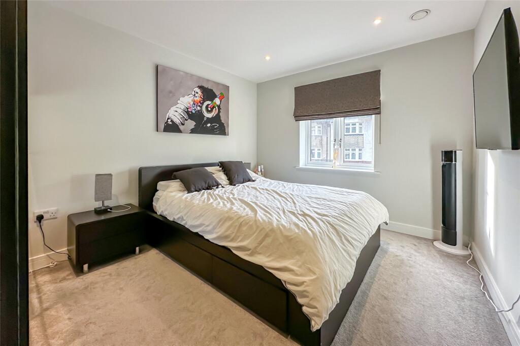 Additional image 7 of St Margarets Court, Cross Way, Harpenden, Hertfordshire, AL5