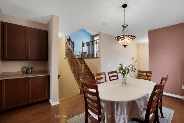 Additional image 7 of 91 Merrilee Cres