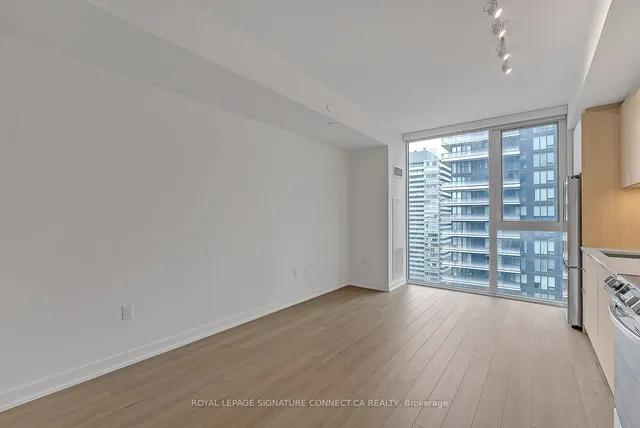 Additional image 10 of 357 King St Unit 3405