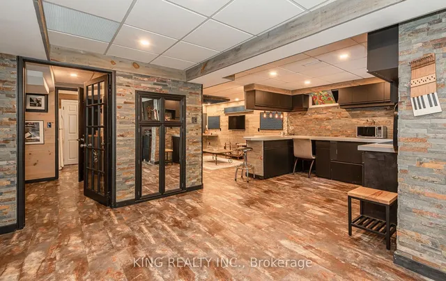 Additional image 28 of 4535 Gatineau Ave