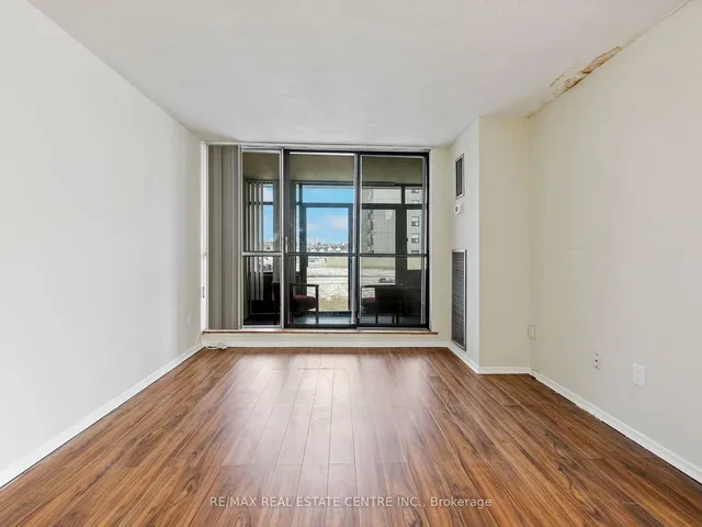 Additional image 13 of 15 Kensington Rd Unit 101