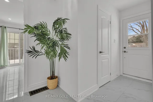 Additional image 21 of 3 Jefferson Rd