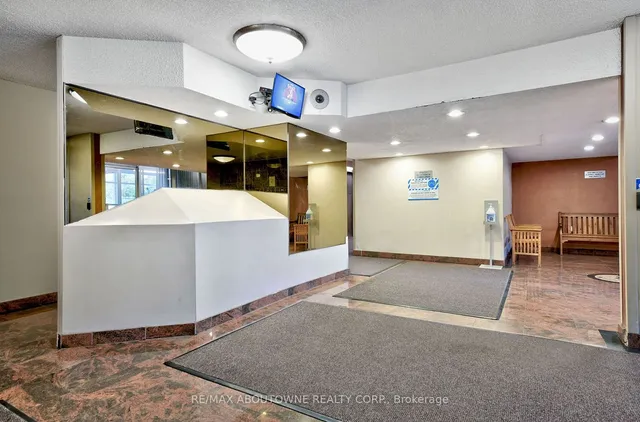 Additional image 3 of 2050 Bridletowne Circ Unit 310