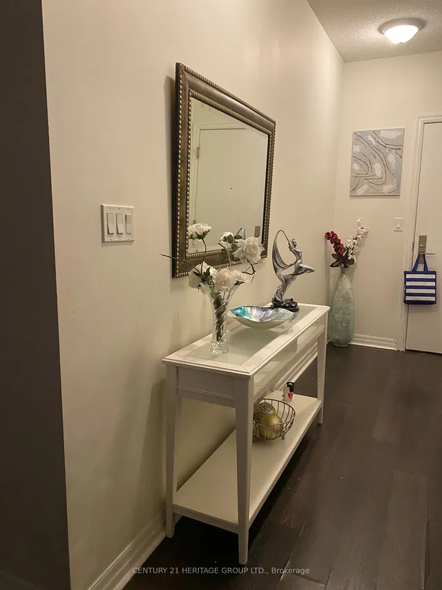 Additional image 3 of 30 Herons Hill Way Unit 1604