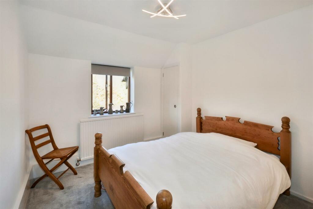 Additional image 6 of Hawkshill, Dellfield, St. Albans