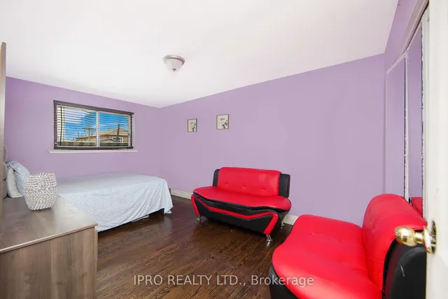 Additional image 11 of 104 Topcliff Ave