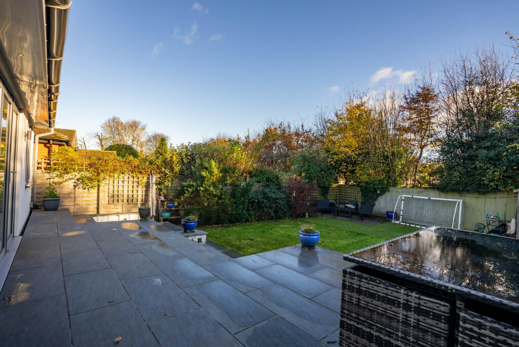 Additional image 24 of Cavan Road, Redbourn, St. Albans, Hertfordshire, AL3