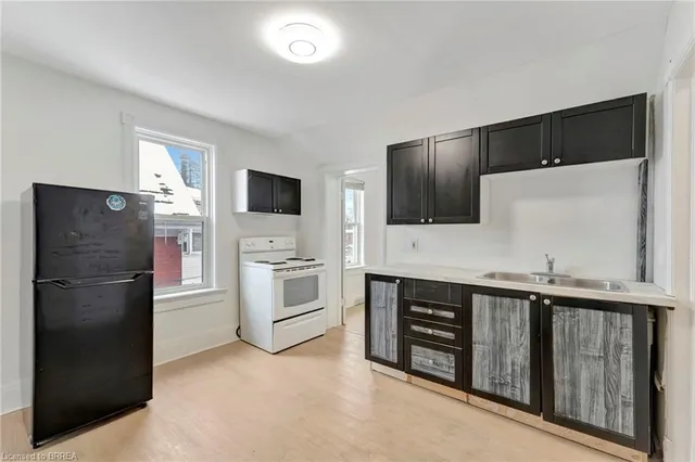 Additional image 12 of 14-20 Brubacher St