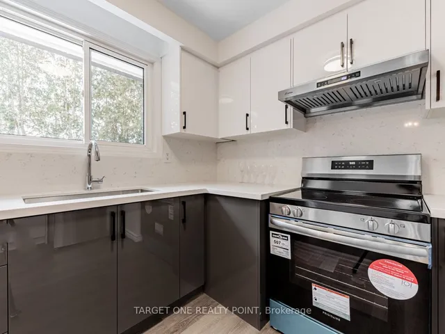 Additional image 12 of 205 Pineway Blvd