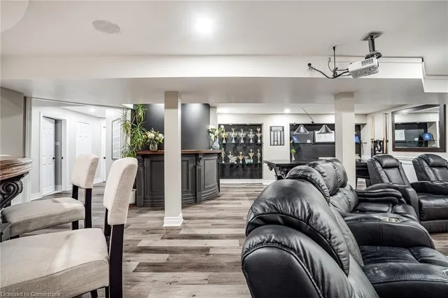 Additional image 32 of 8 Orr Cres