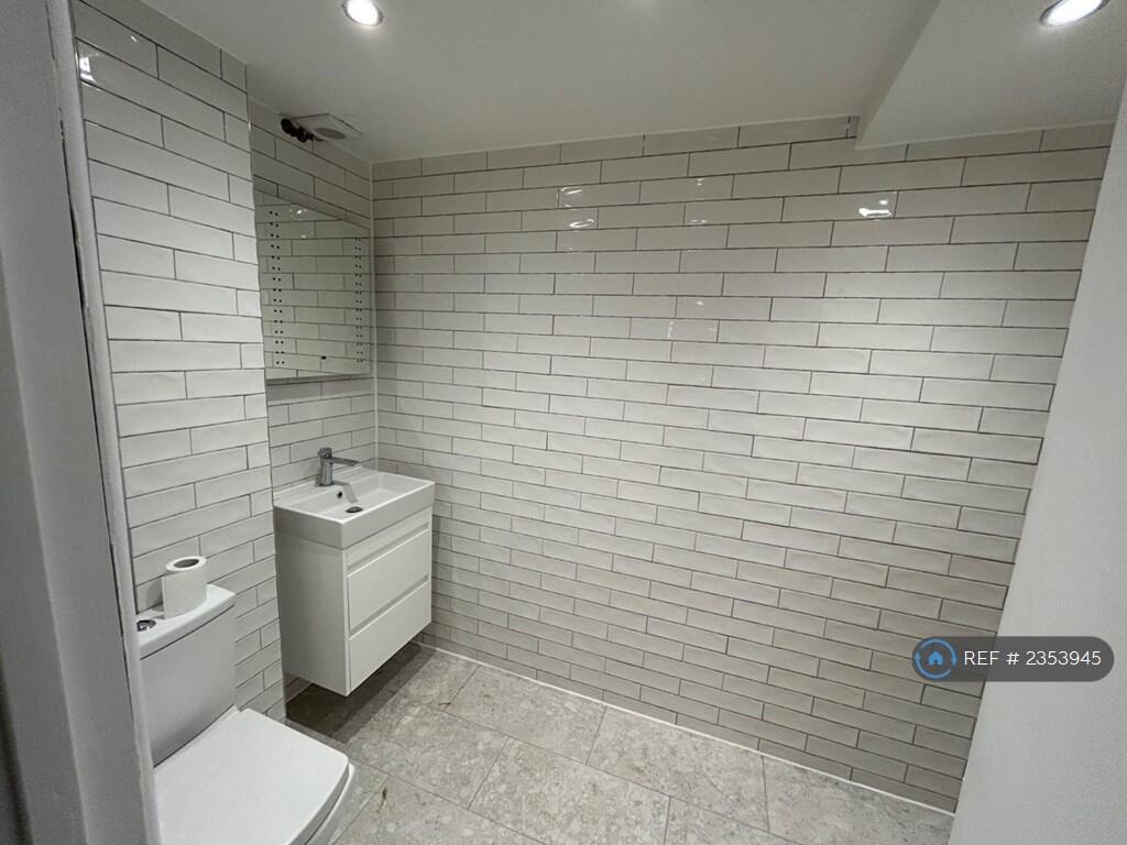 Additional image 9 of Camfield, Welwyn Garden City, AL7