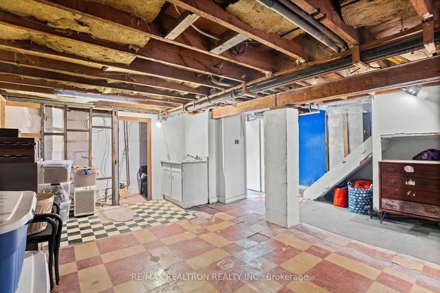 Additional image 22 of 19 Lesmount Ave