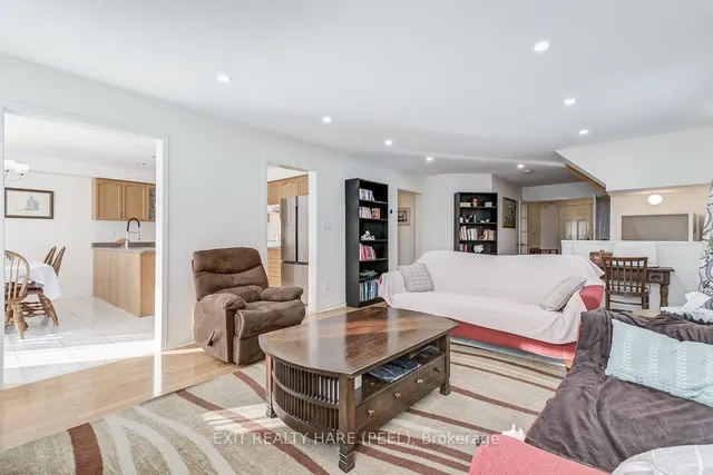 Additional image 11 of 19 Sandyside Cres