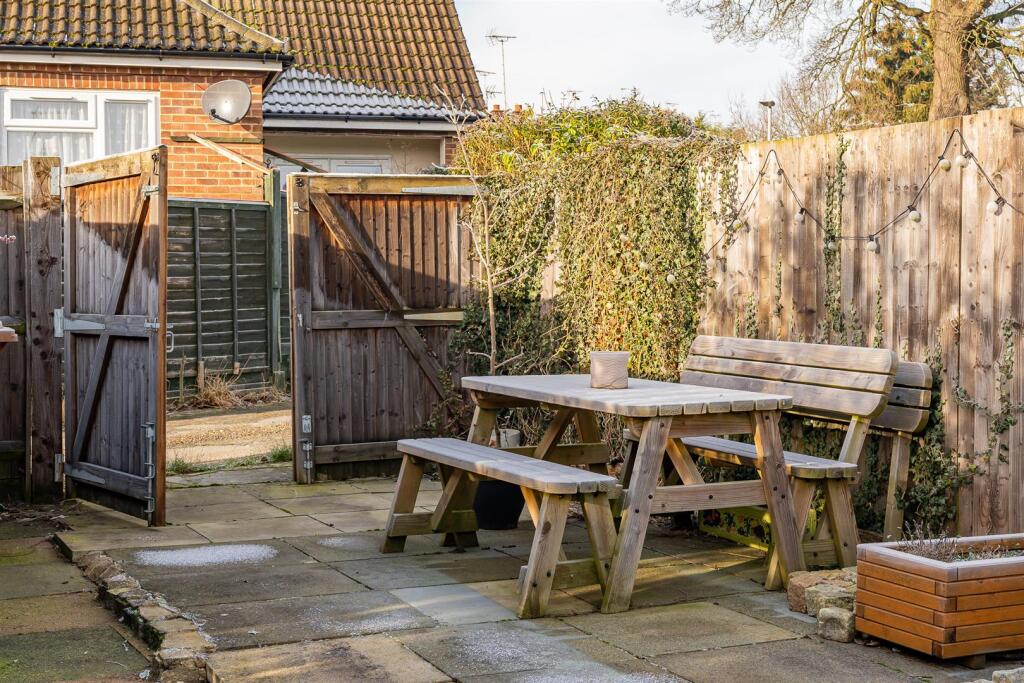 Additional image 22 of London Road, Welwyn