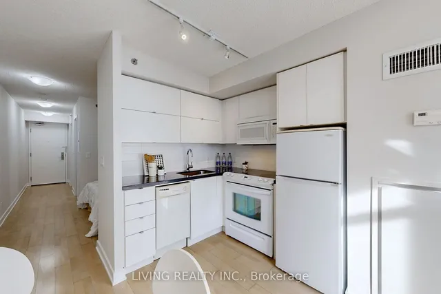 Additional image 16 of 21 Nelson St Unit 605