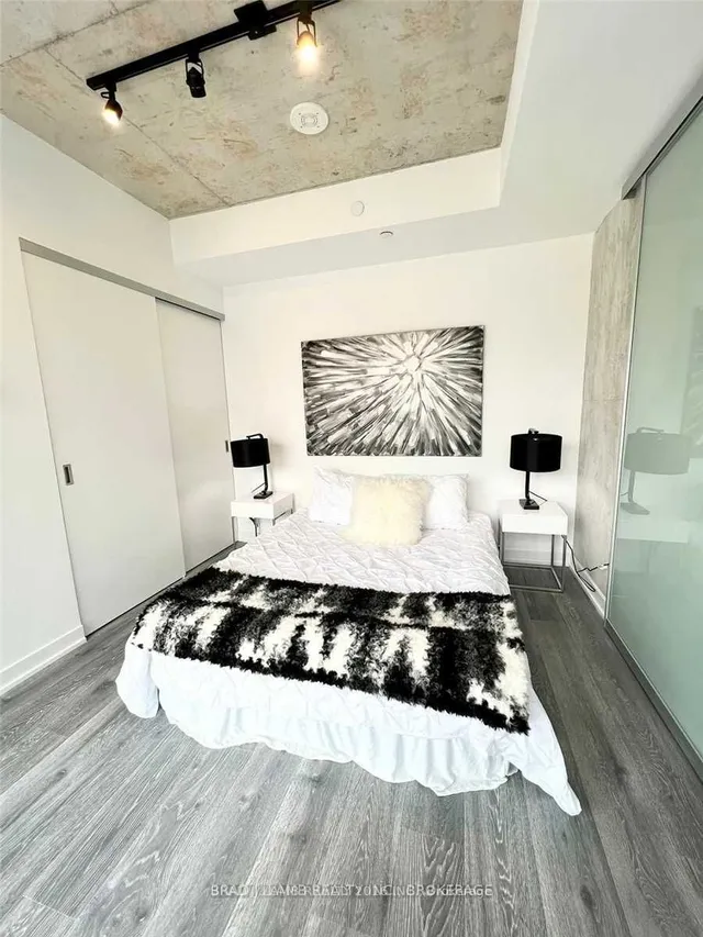 Additional image 6 of 55 Ontario St Unit 813