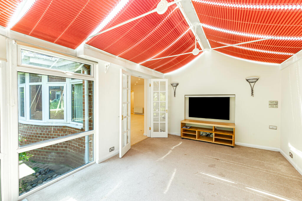 Additional image 7 of Barncroft Way, St. Albans, Hertfordshire, AL1