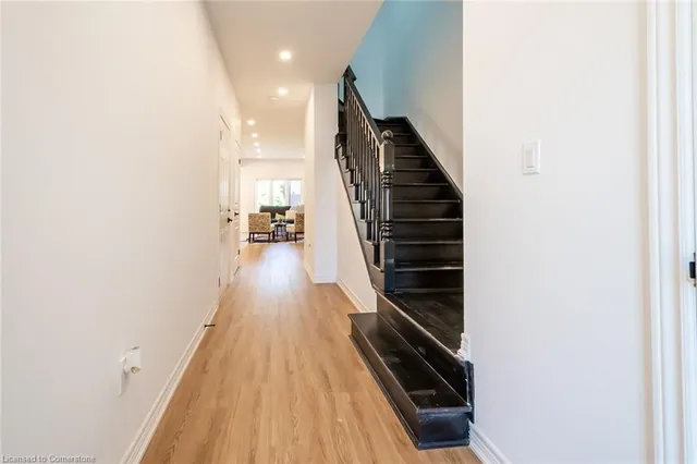 Additional image 3 of 370 Stonehenge Dr Unit 19