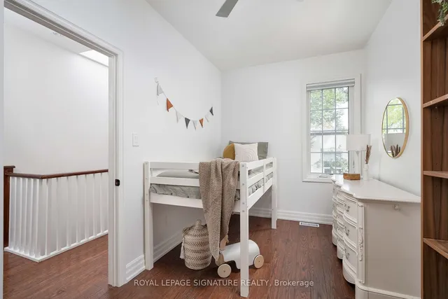 Additional image 29 of 109 Manning Ave