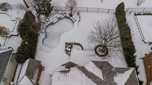 Additional image 9 of 4286 Clubview Dr