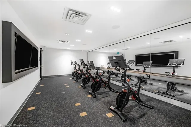 Additional image 15 of 15 Wellington St Unit 2612