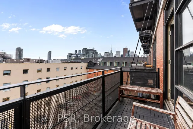 Additional image 27 of 90 Sumach St Unit 503