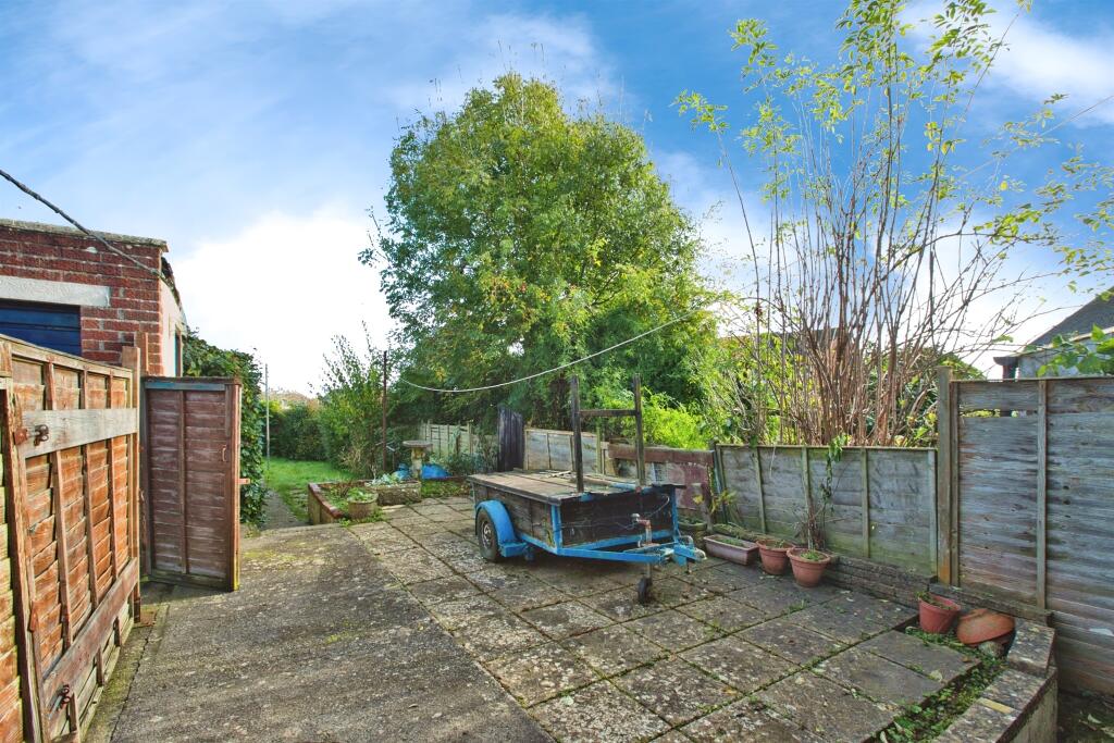 Additional image 16 of Chelston Avenue, Yeovil