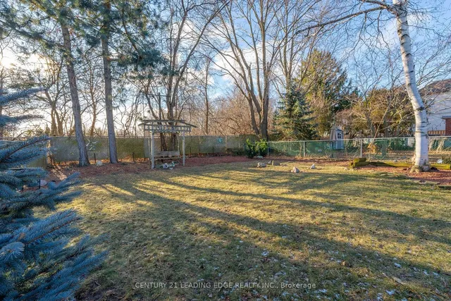 Additional image 36 of 73 Foxridge Dr
