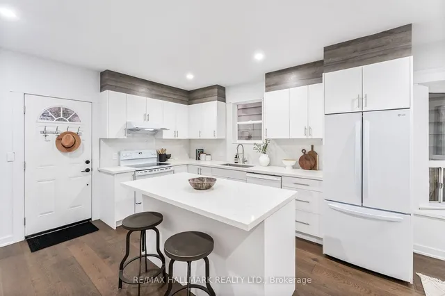 Additional image 10 of 15 Ferrier Ave