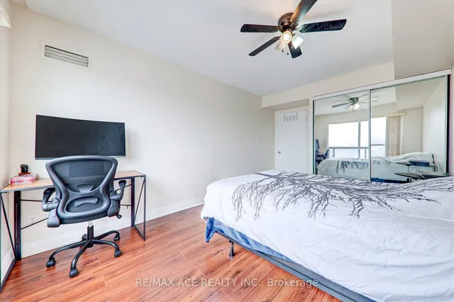 Additional image 24 of 2550 Lawrence Ave Unit 1415