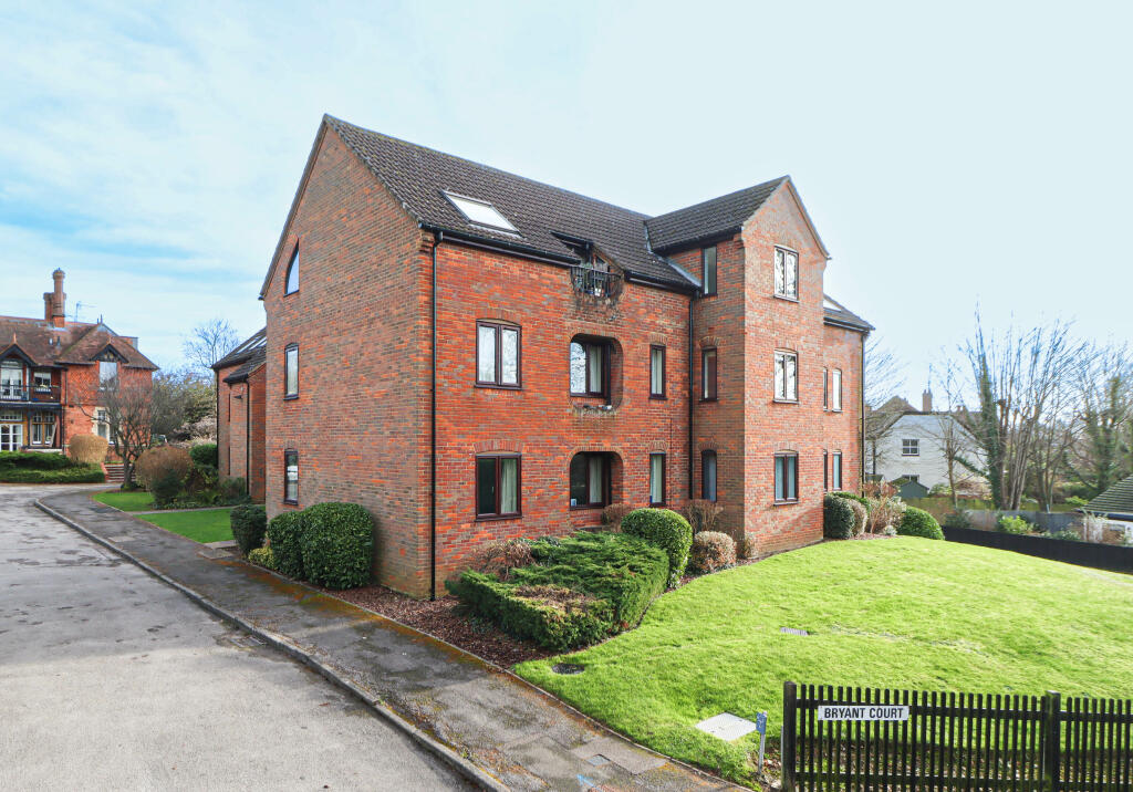 Additional image 12 of Bryant Court, Hollybush Lane, Harpenden, AL5 4BH