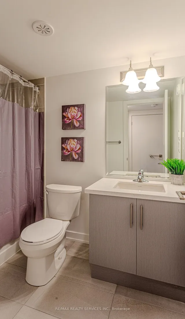 Additional image 25 of 185 Veterans Dr Unit 3