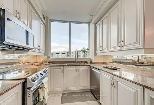 Additional image 20 of 38 William Carson Cres Unit 805