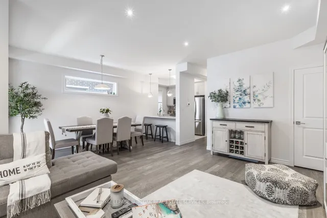 Additional image 18 of 30 Times Sq Unit 274