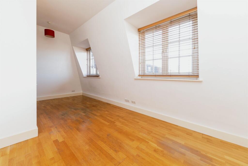 Additional image 7 of Stonehills, WELWYN GARDEN CITY