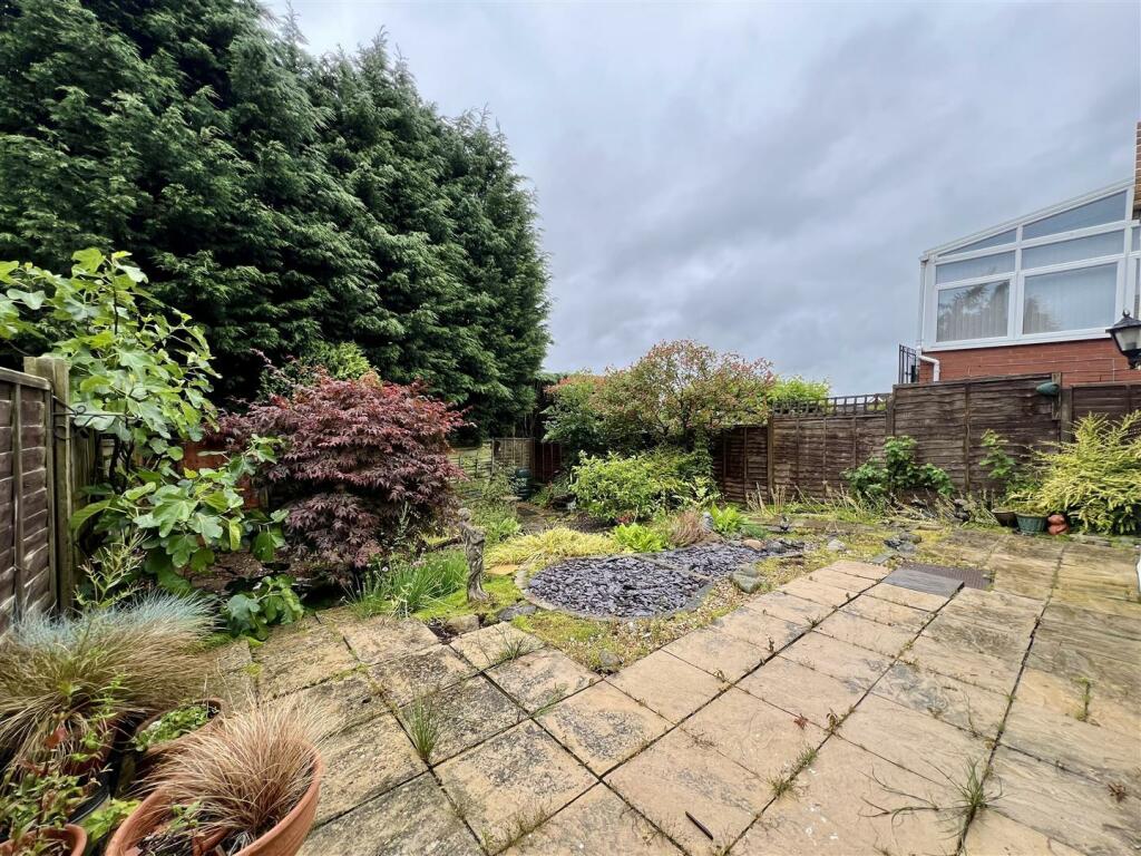 Additional image 21 of Rough Hill Drive, Rowley Regis