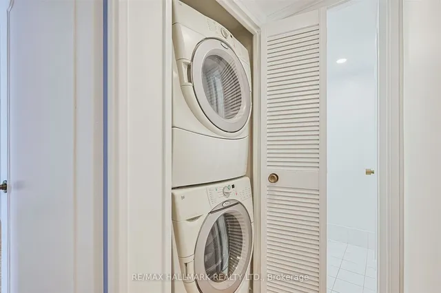 Additional image 24 of 2045 Lake Shore Blvd Unit 2706