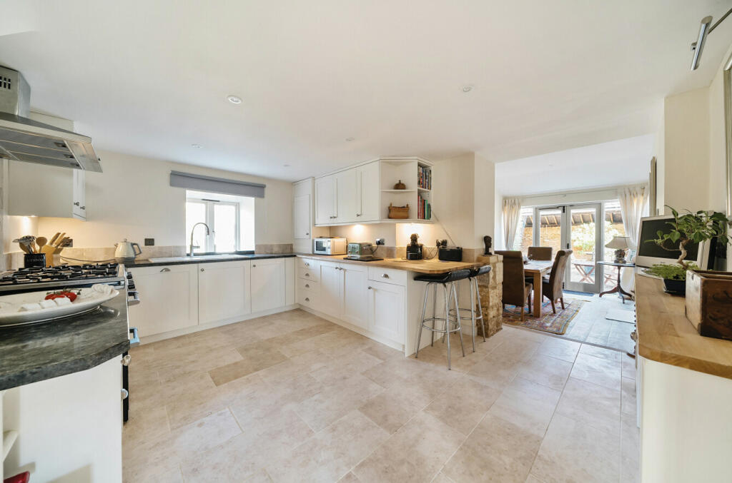 Additional image 3 of Queen Street, Tintinhull, Yeovil, Somerset, BA22