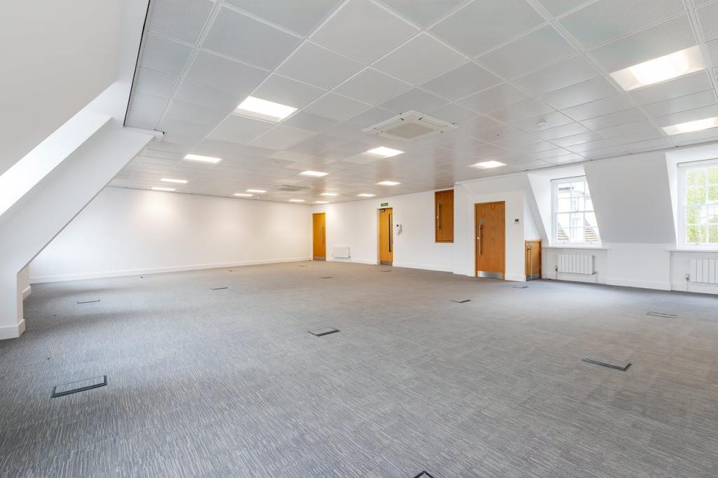 Additional image 3 of The Courtyard, 707 Warwick Road, Solihull, B91 3DA