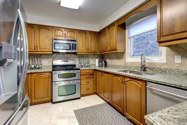 Additional image 13 of 3200 Hazelwood Ave